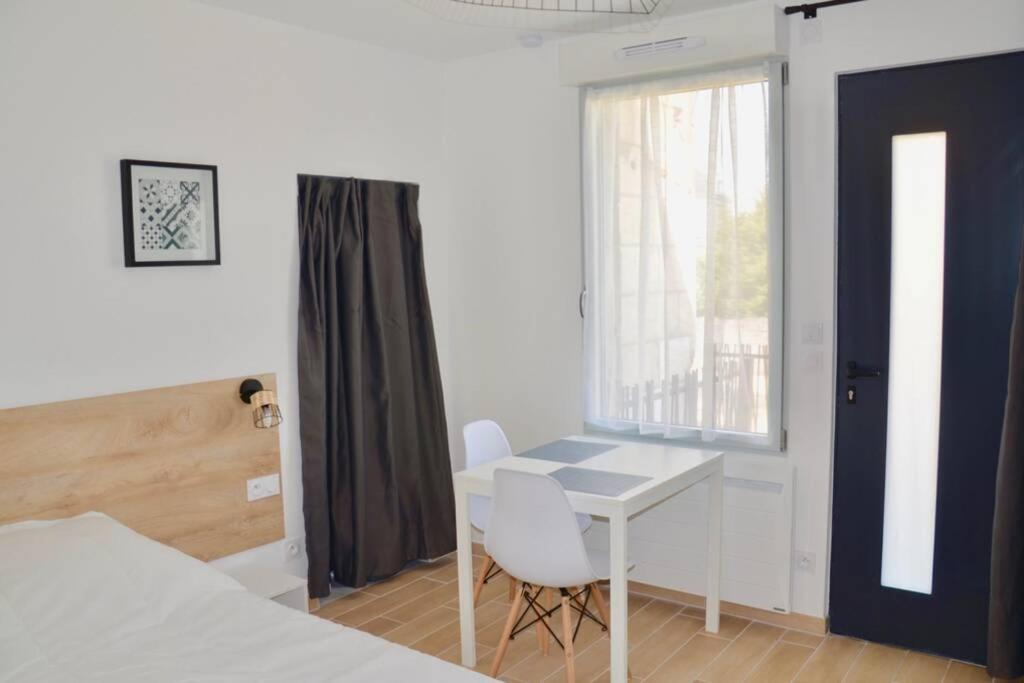 Superbe Studio Idealement Situe ! Avoine ภายนอก รูปภาพ